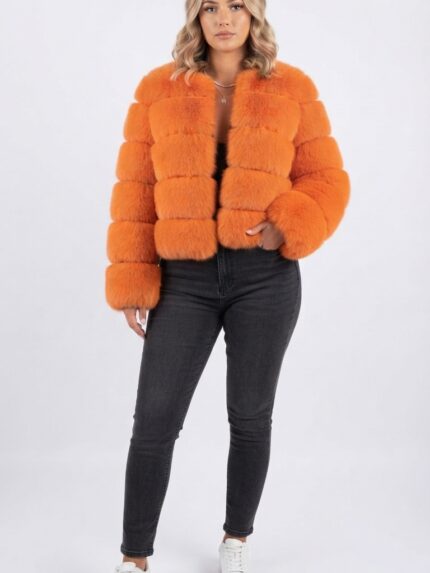 Veste courte en fausse fourrure à étages pour femme