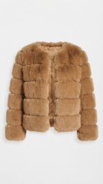 Veste courte en fausse fourrure à étages pour femme - vista 19