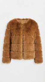 Veste courte en fausse fourrure à étages pour femme - vista 23