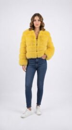 Veste courte en fausse fourrure à étages pour femme - vista 10