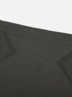 Leggings gainant grande taille sur modèle