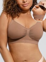 Femme en soutien-gorge marron nude sans armatures.